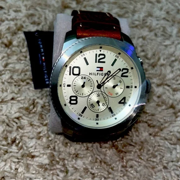 Tommy Hilfiger Mens Watch - Picture 1 of 2